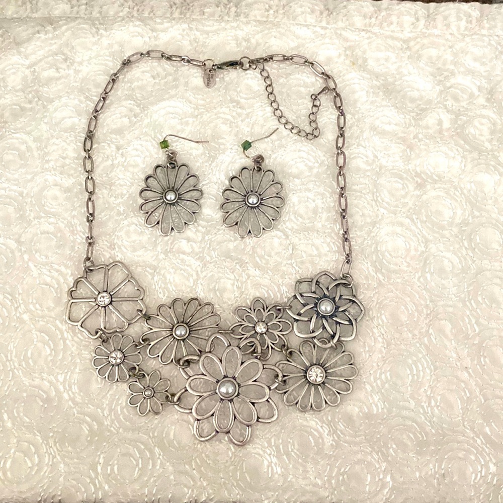 Lia Sophia Necklace and Earrings Set